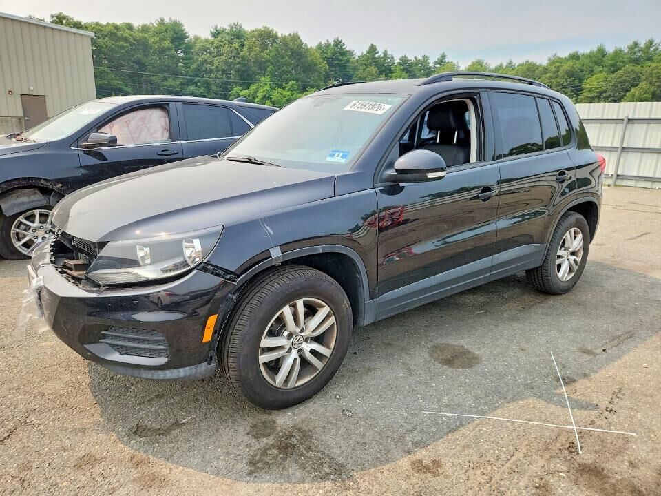 2017 VOLKSWAGEN Tiguan