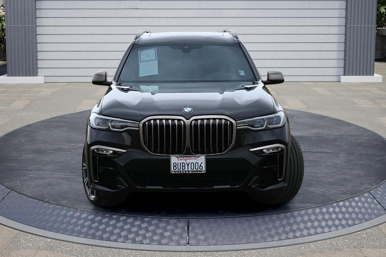 2021 BMW X7