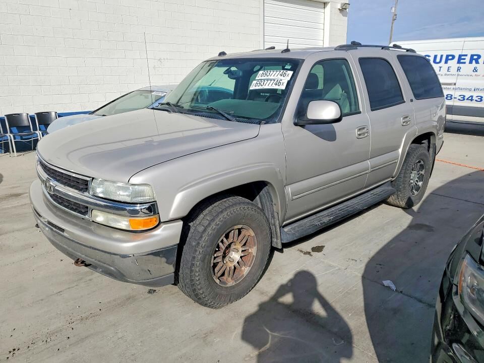 2004 CHEVROLET Tahoe