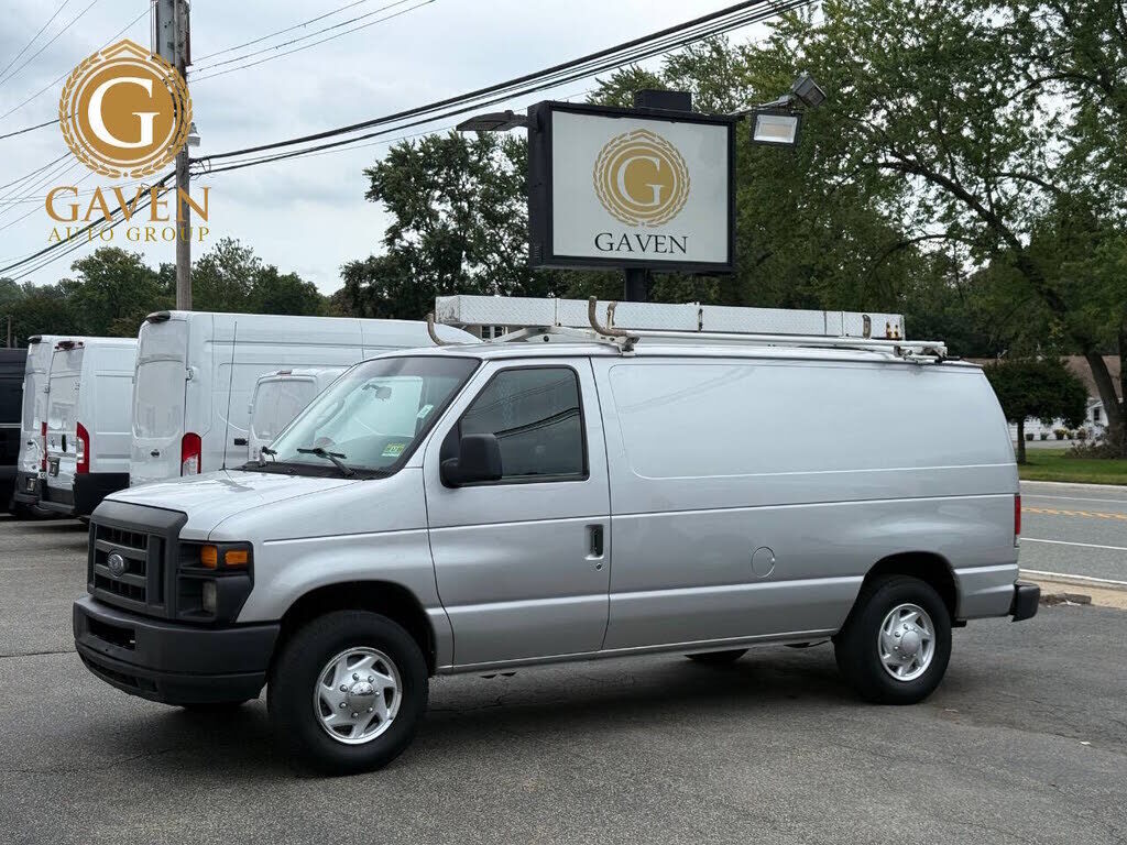 2013 FORD E-250
