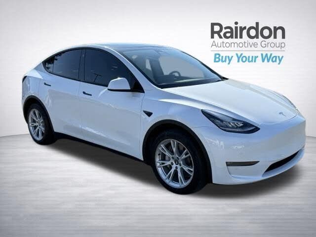 2022 TESLA Model Y