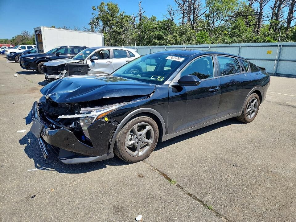 2025 KIA K4