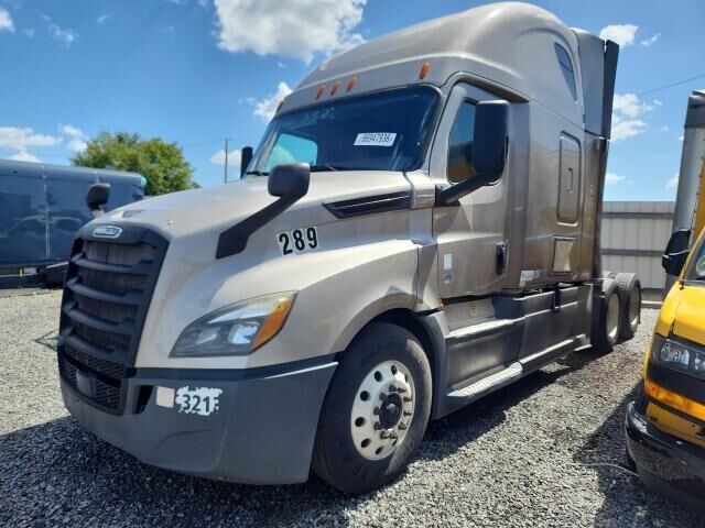 2019 FREIGHTLINER New Cascadia 126" Sleepercab