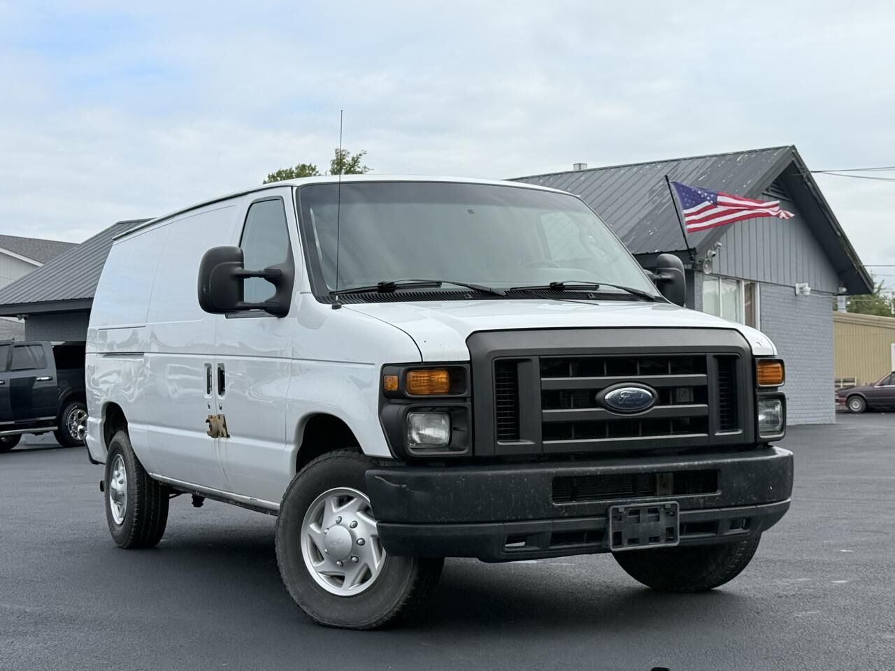 2011 FORD E-350