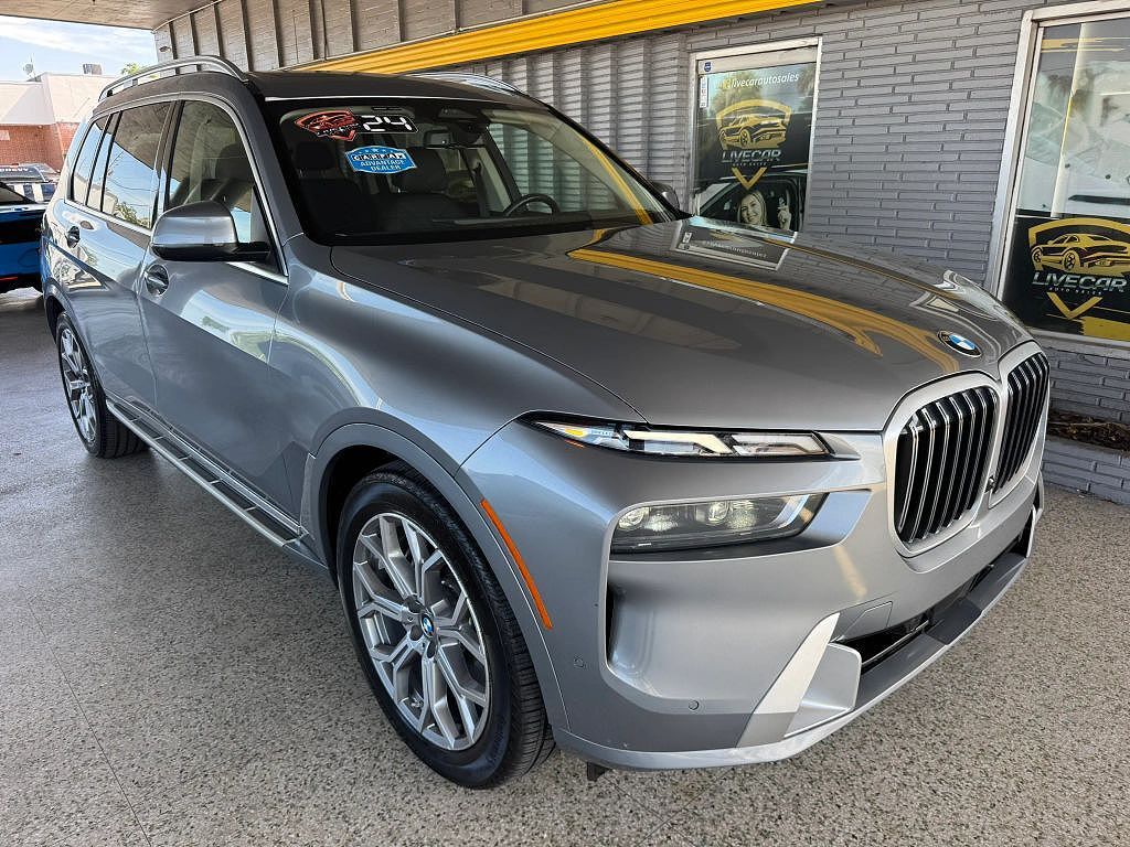 2024 BMW X7