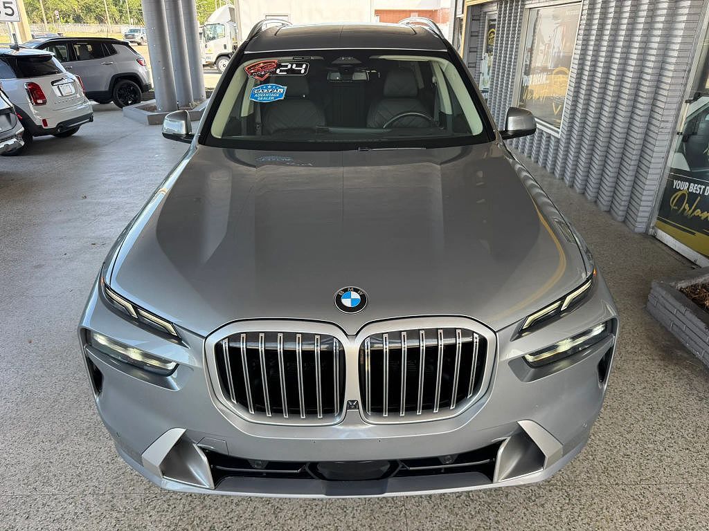 2024 BMW X7