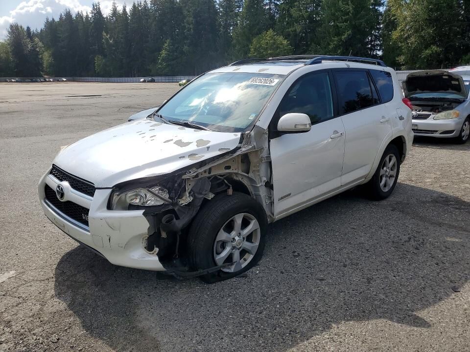 2011 TOYOTA RAV4