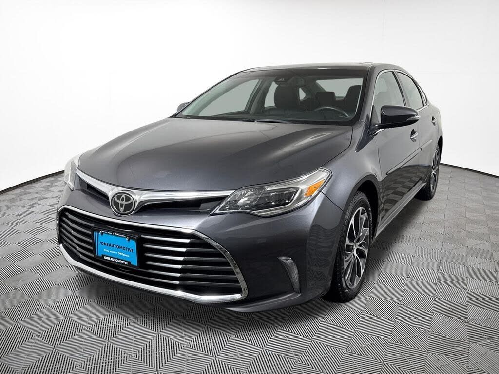 2018 TOYOTA Avalon