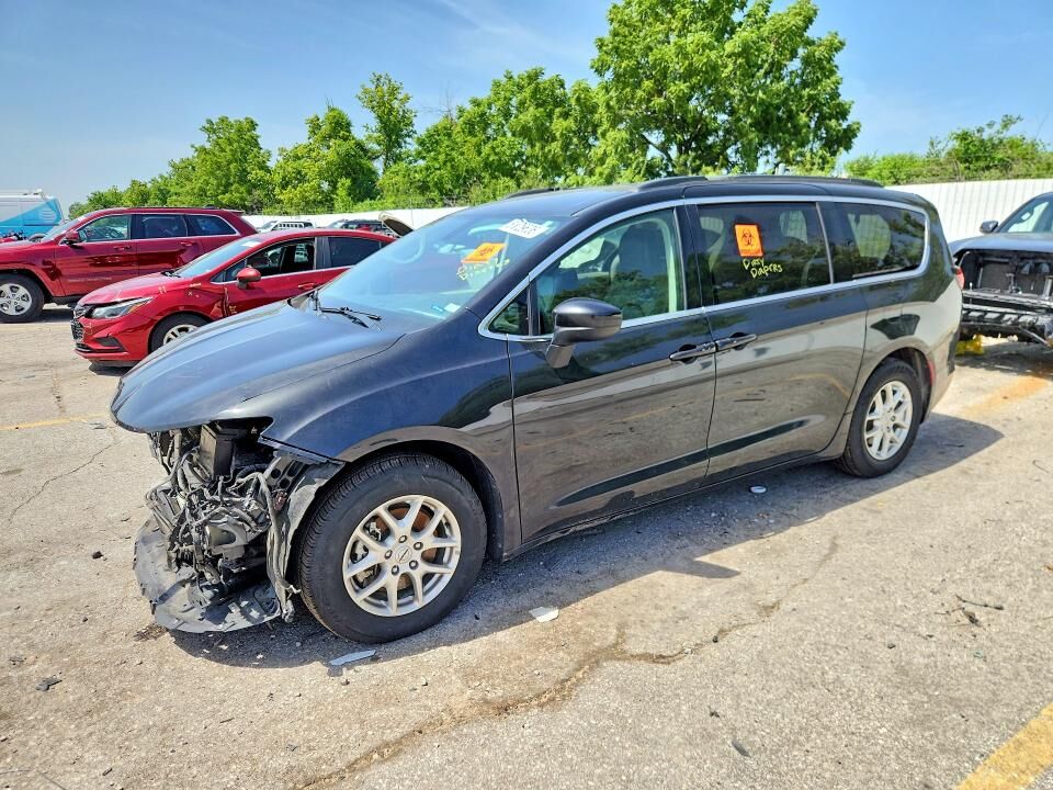 2021 CHRYSLER Voyager