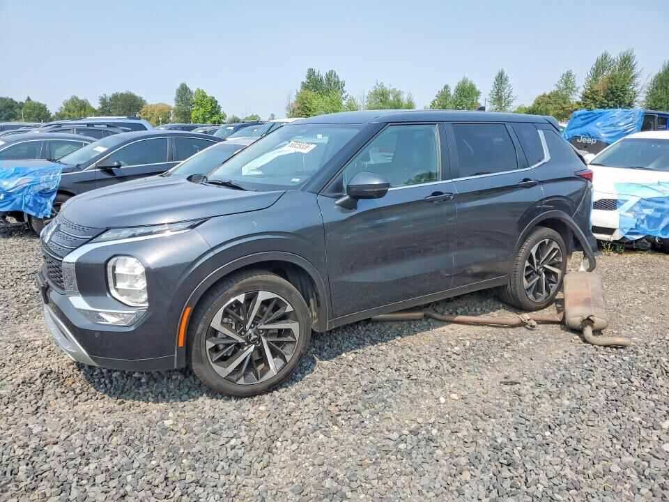 2024 MITSUBISHI Outlander