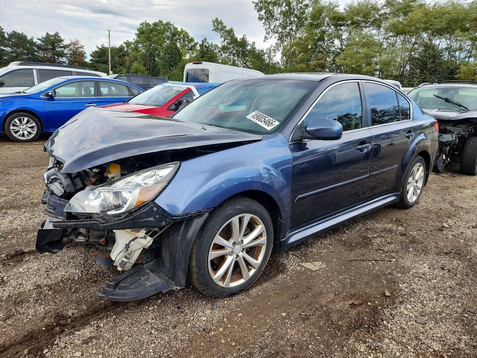 2013 SUBARU Legacy