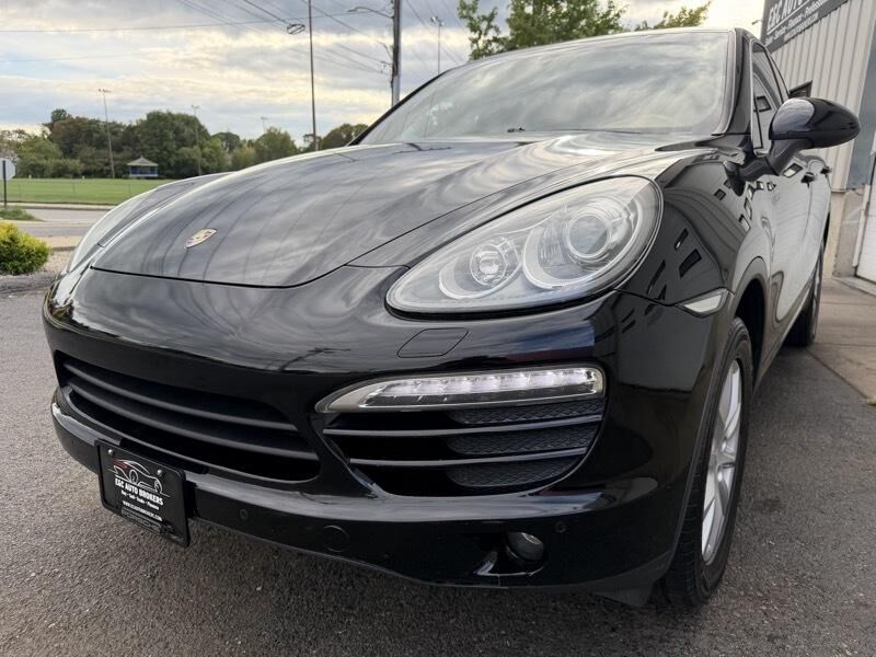 2011 PORSCHE Cayenne