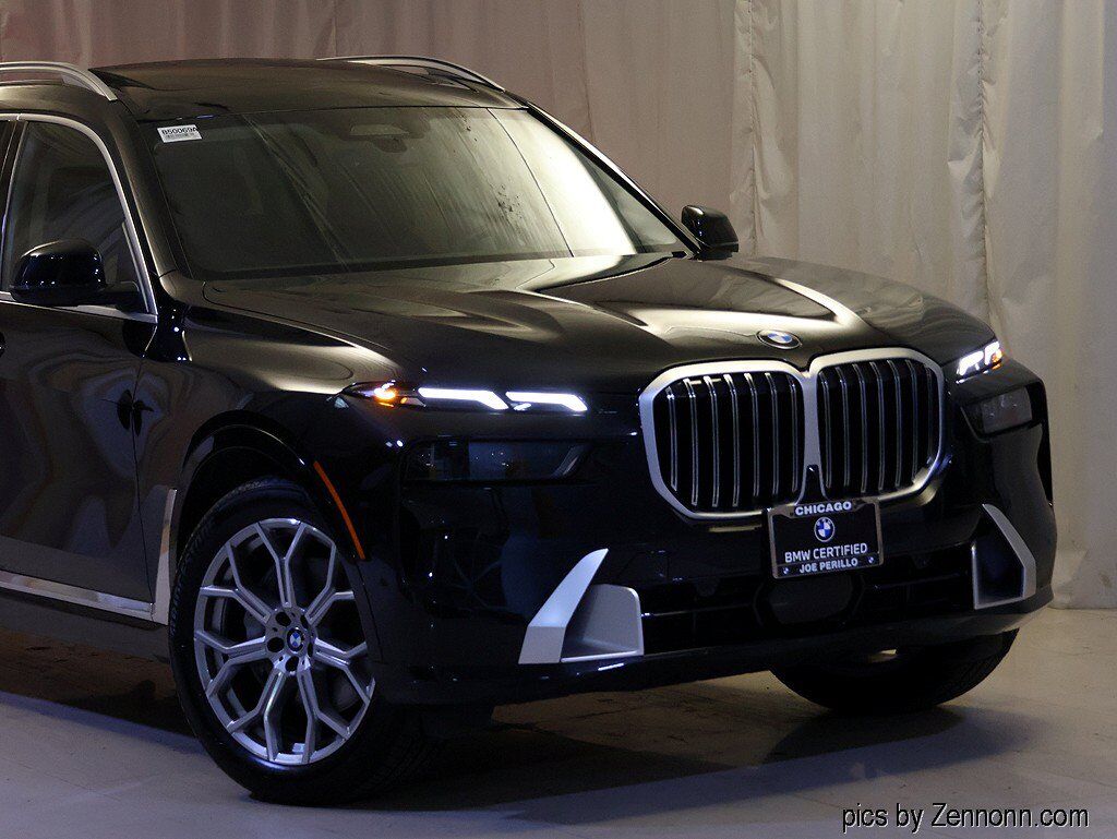 2025 BMW X7
