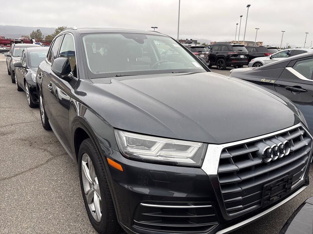 2020 AUDI Q5