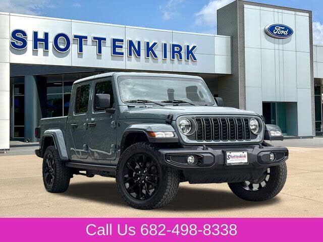 2025 JEEP Gladiator