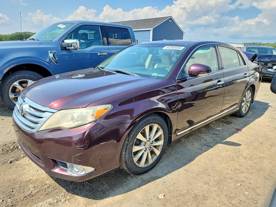 2011 TOYOTA Avalon