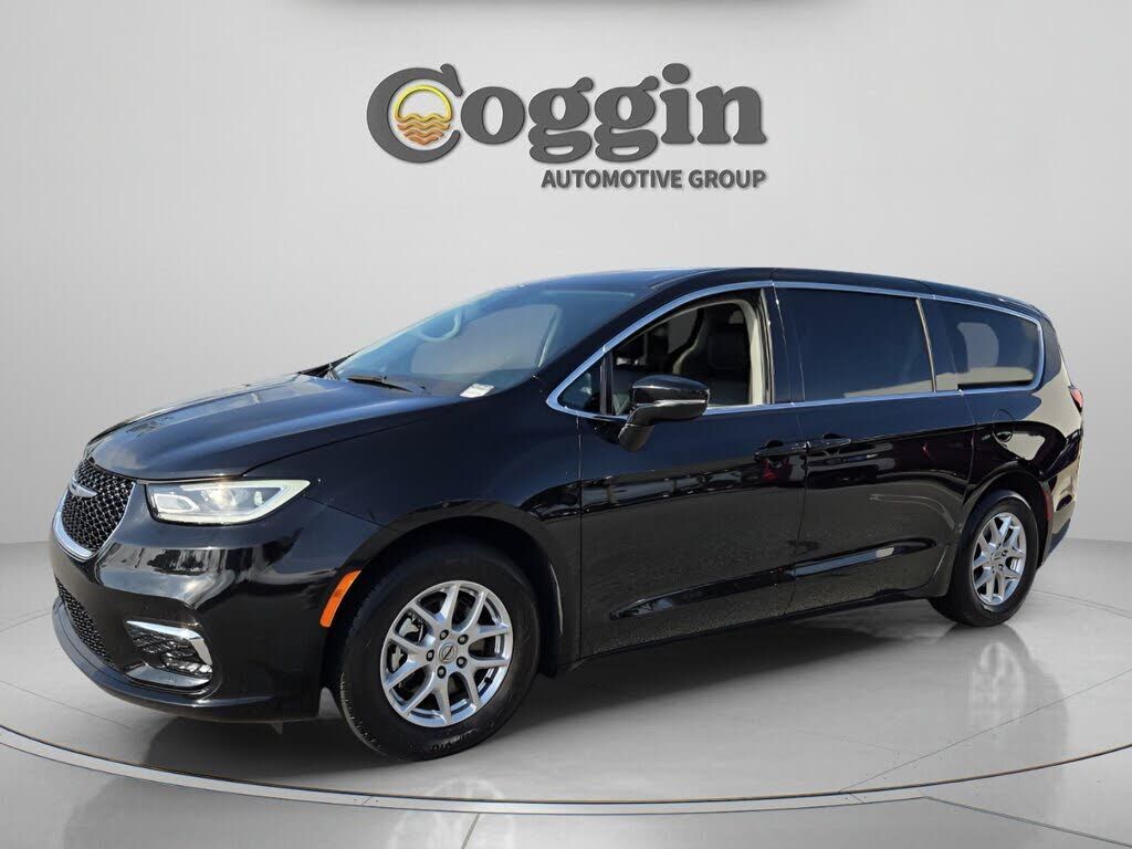 2024 CHRYSLER Pacifica