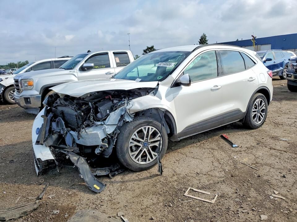 2020 FORD Escape