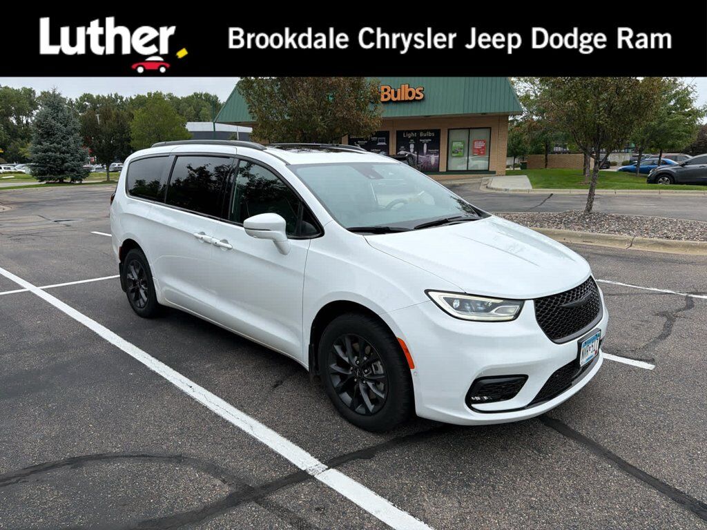 2021 CHRYSLER Pacifica
