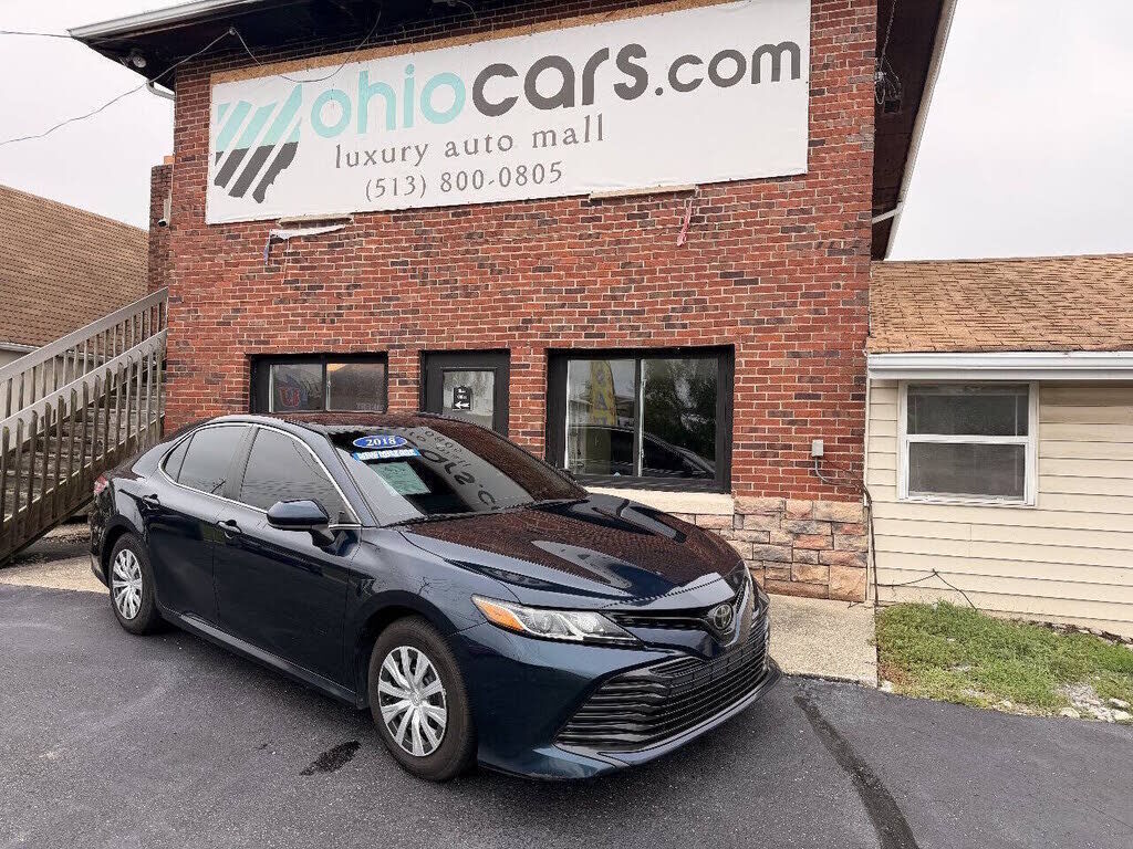 2018 TOYOTA Camry