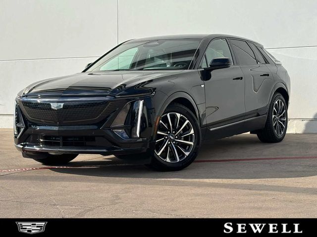2025 CADILLAC Lyriq