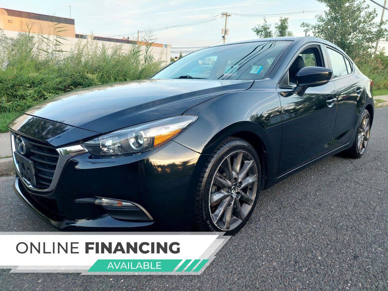 2017 MAZDA Mazda3