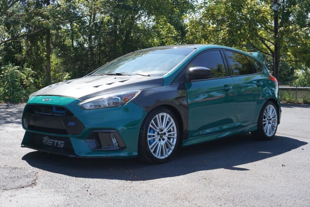 2017 FORD Focus
