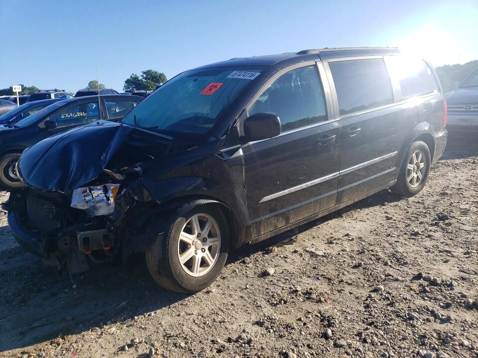 2012 CHRYSLER Town and Country