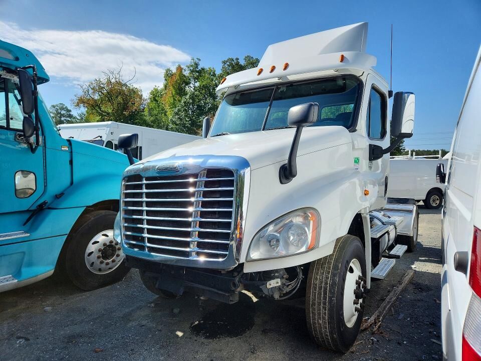 2017 FREIGHTLINER Cascadia