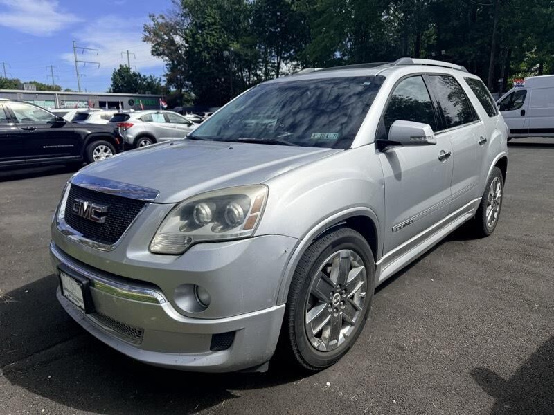 2011 GMC Acadia
