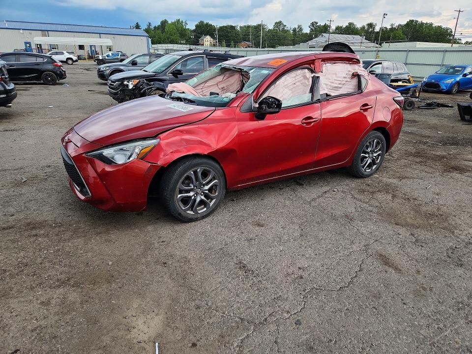 2019 TOYOTA Yaris