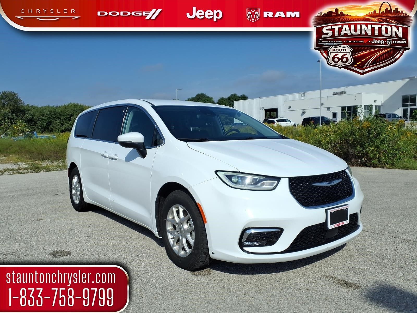 2023 CHRYSLER Pacifica