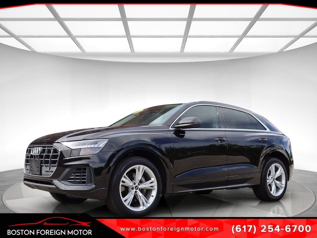 2023 AUDI Q8