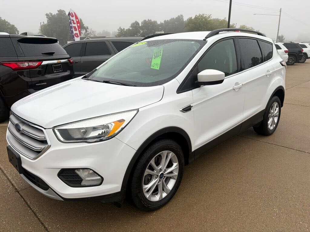 2018 FORD Escape