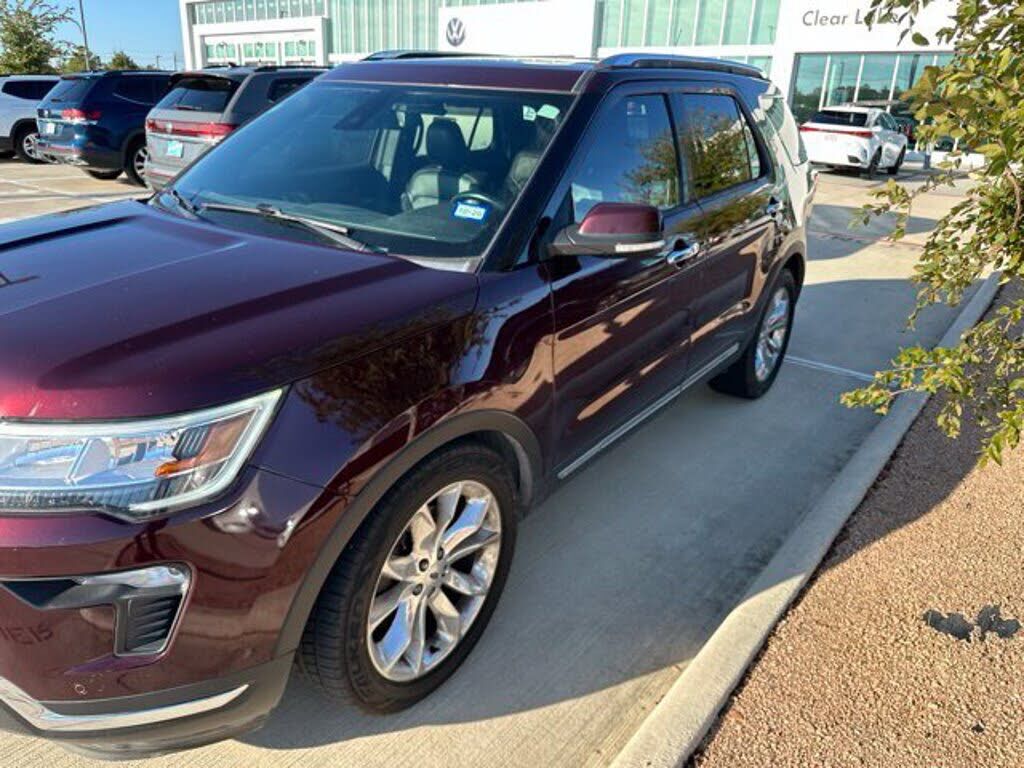 2018 FORD Explorer