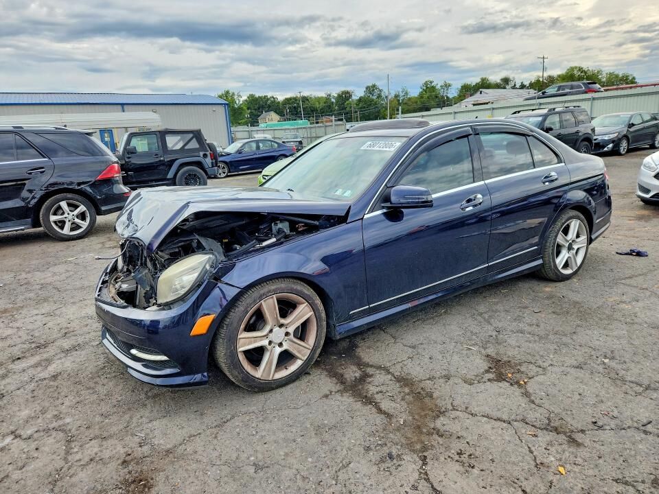 2011 MERCEDES-BENZ C-Class