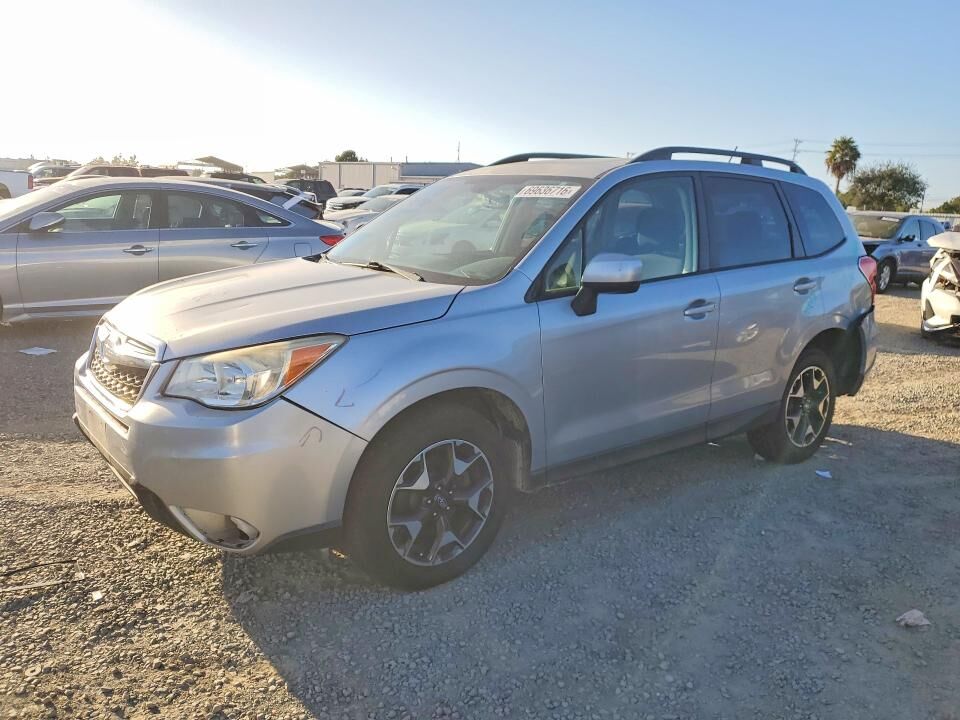 2015 SUBARU Forester