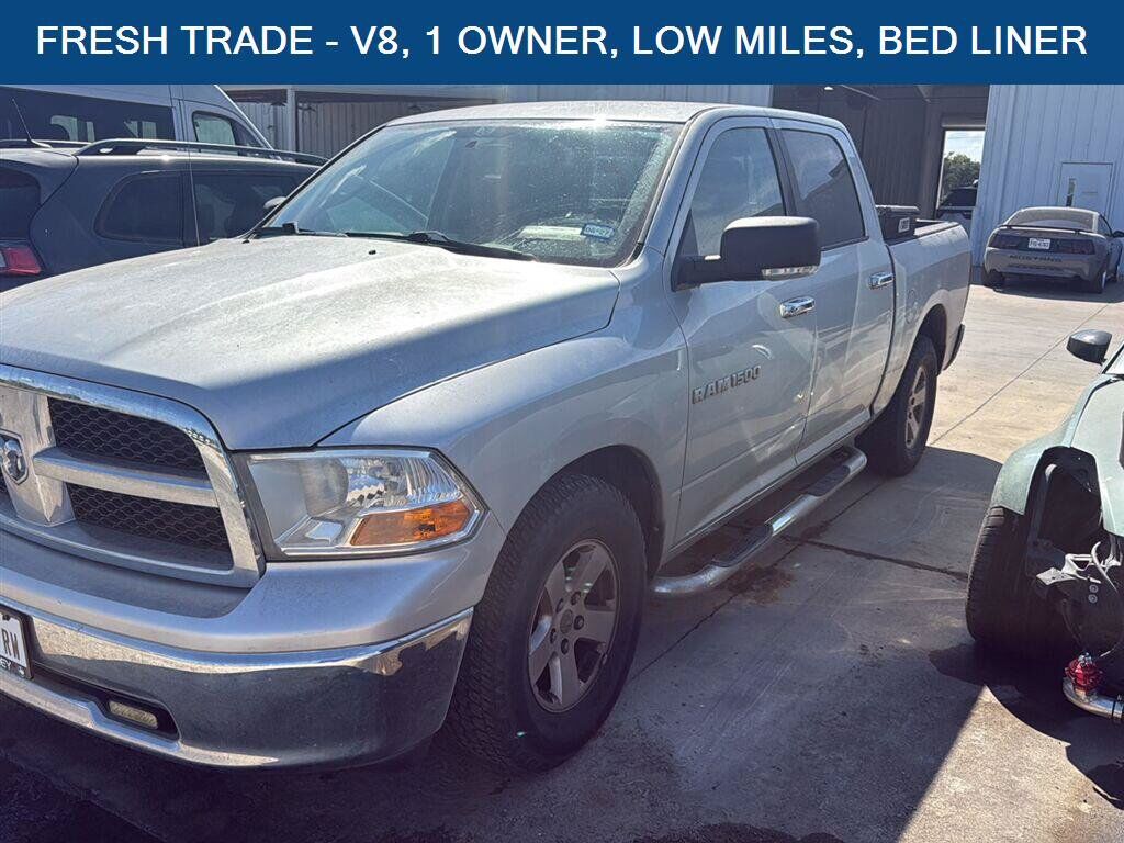 2011 DODGE Ram