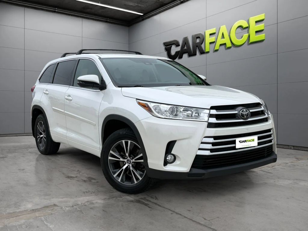 2018 TOYOTA Highlander