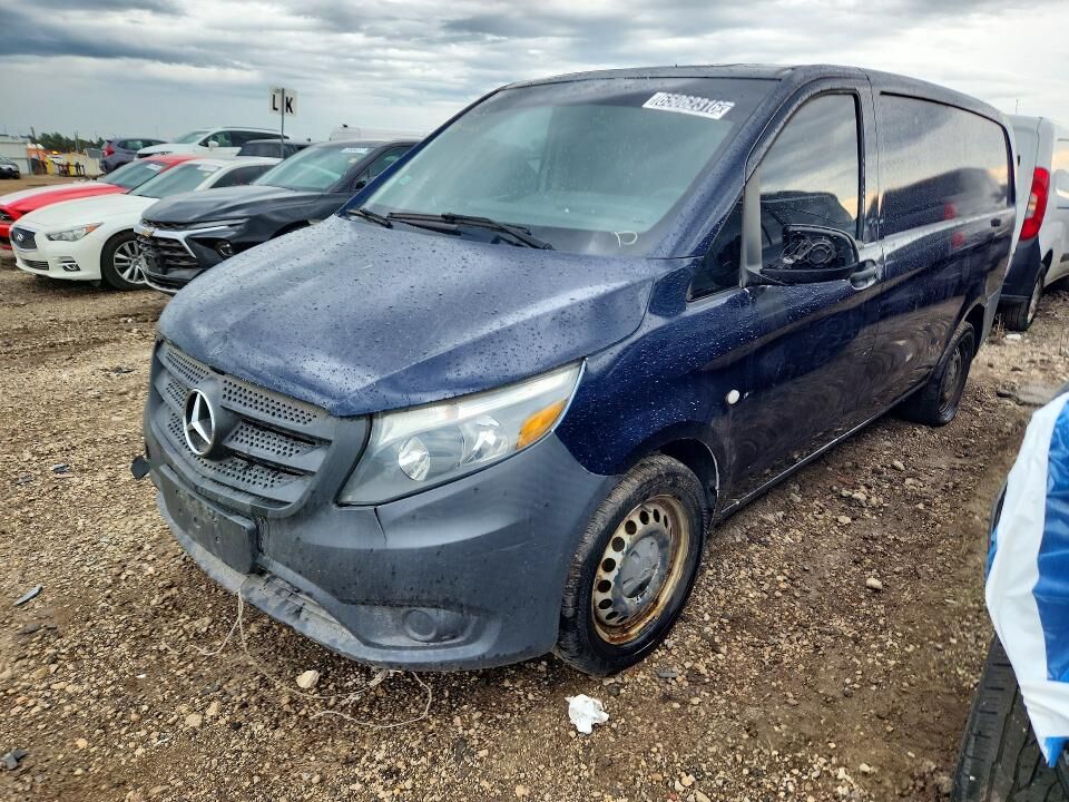 2016 MERCEDES-BENZ METRIS