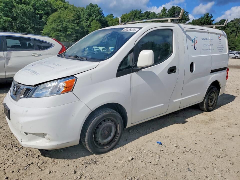 2015 NISSAN NV200