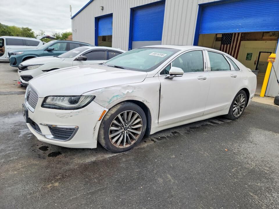 2017 LINCOLN MKZ