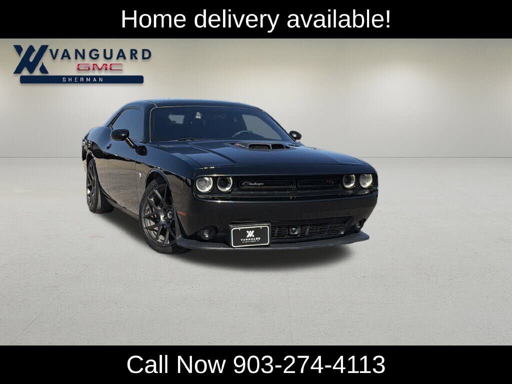 2016 DODGE Challenger