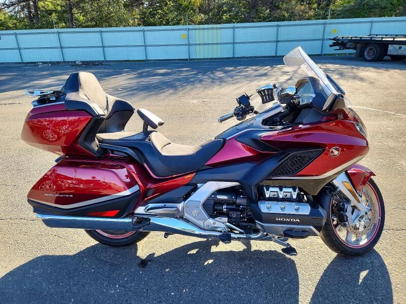 2021 HONDA GL1800