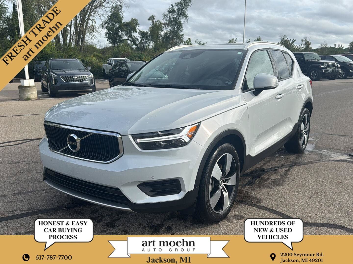 2020 VOLVO XC40