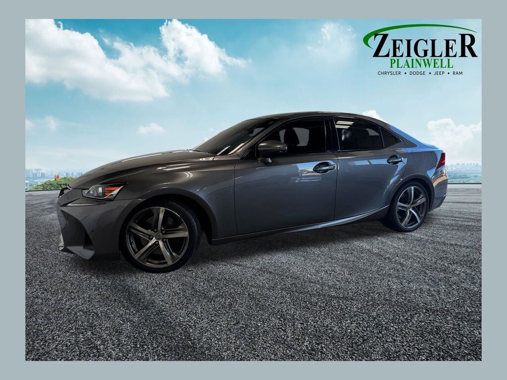 2017 LEXUS IS