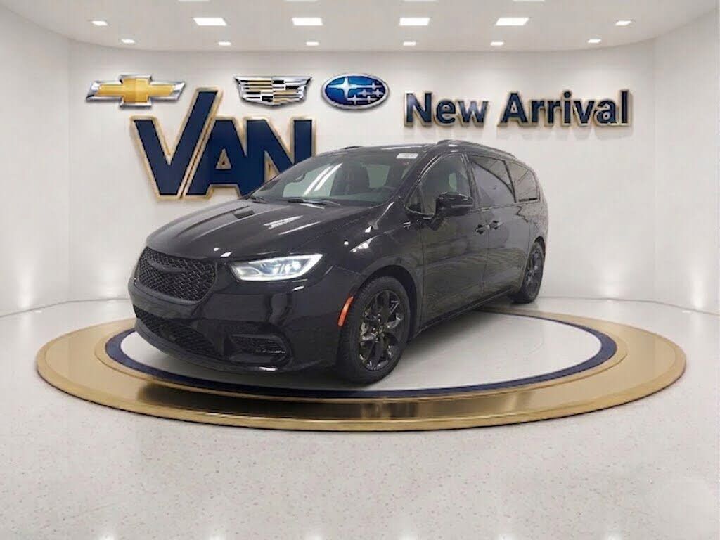 2025 CHRYSLER Pacifica