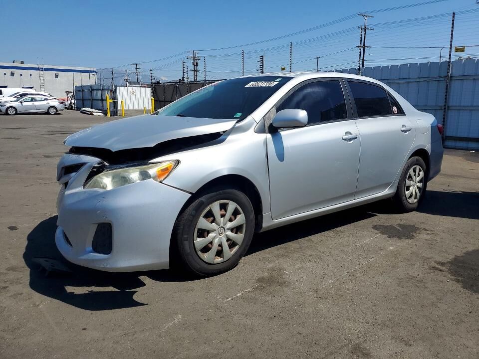 2011 TOYOTA Corolla