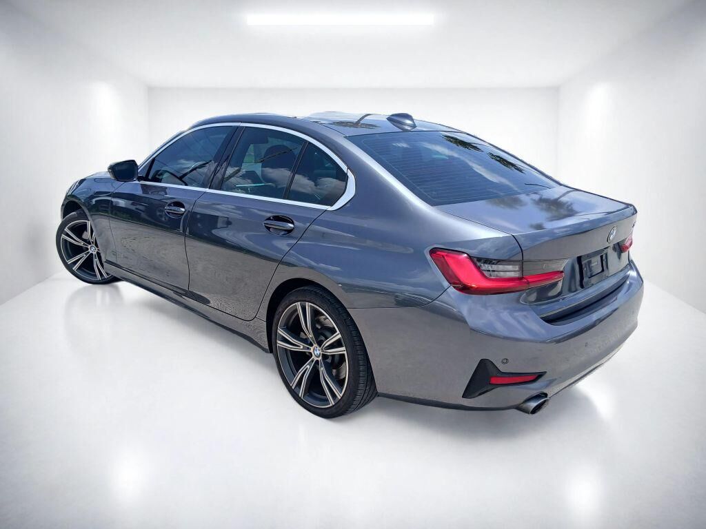 2021 BMW 330i