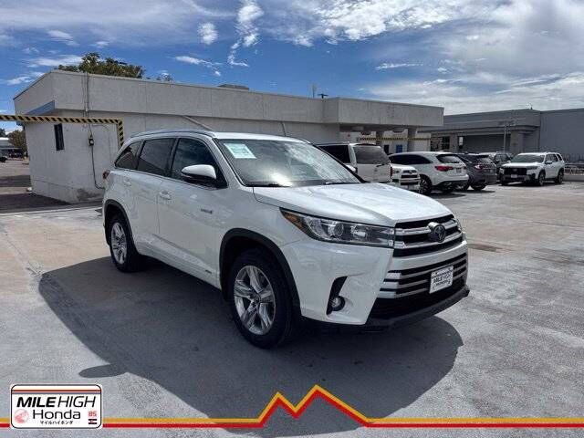 2019 TOYOTA Highlander